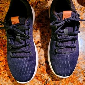 Under Armour Ladies Sneakers